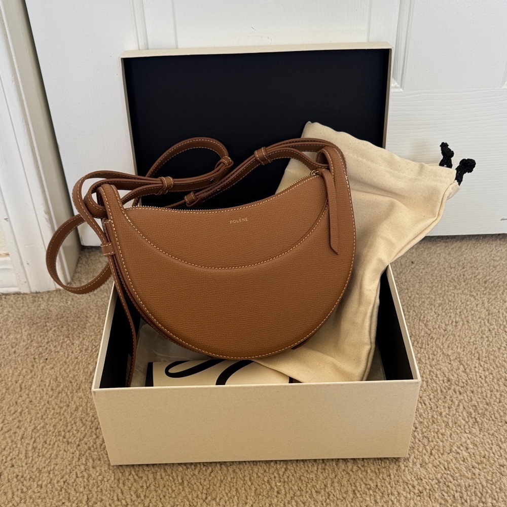 Polene Numéro Dix in textured camel